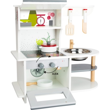 Drevená detská kuchynka pre malých šéfkuchárov.